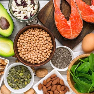 Promoting Brain Health in Seniors: Tips to Reduce Alzheimer's Risk 1 Healthy Diet
